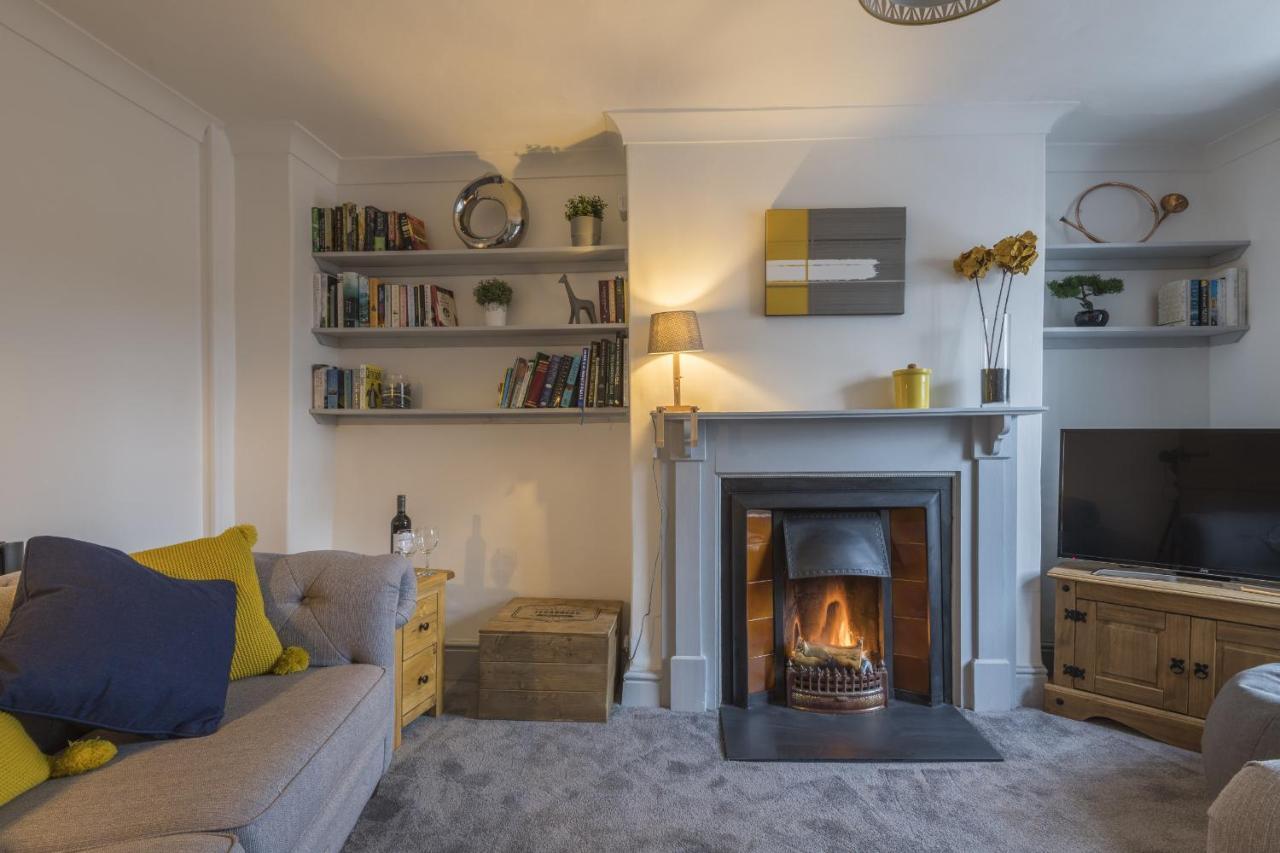 Holiday home Finest Retreats - Tegannedd - Luxury Grade Ii Listed With Hot Tub *