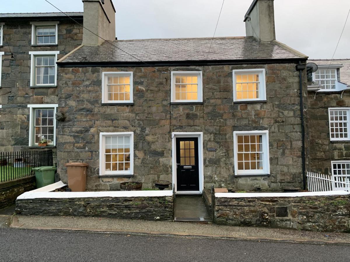 Finest Retreats - Tegannedd - Luxury Grade Ii Listed With Hot Tub *